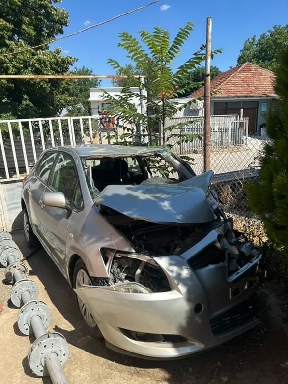 Toyota Auris 1.4 бензин 2008 година