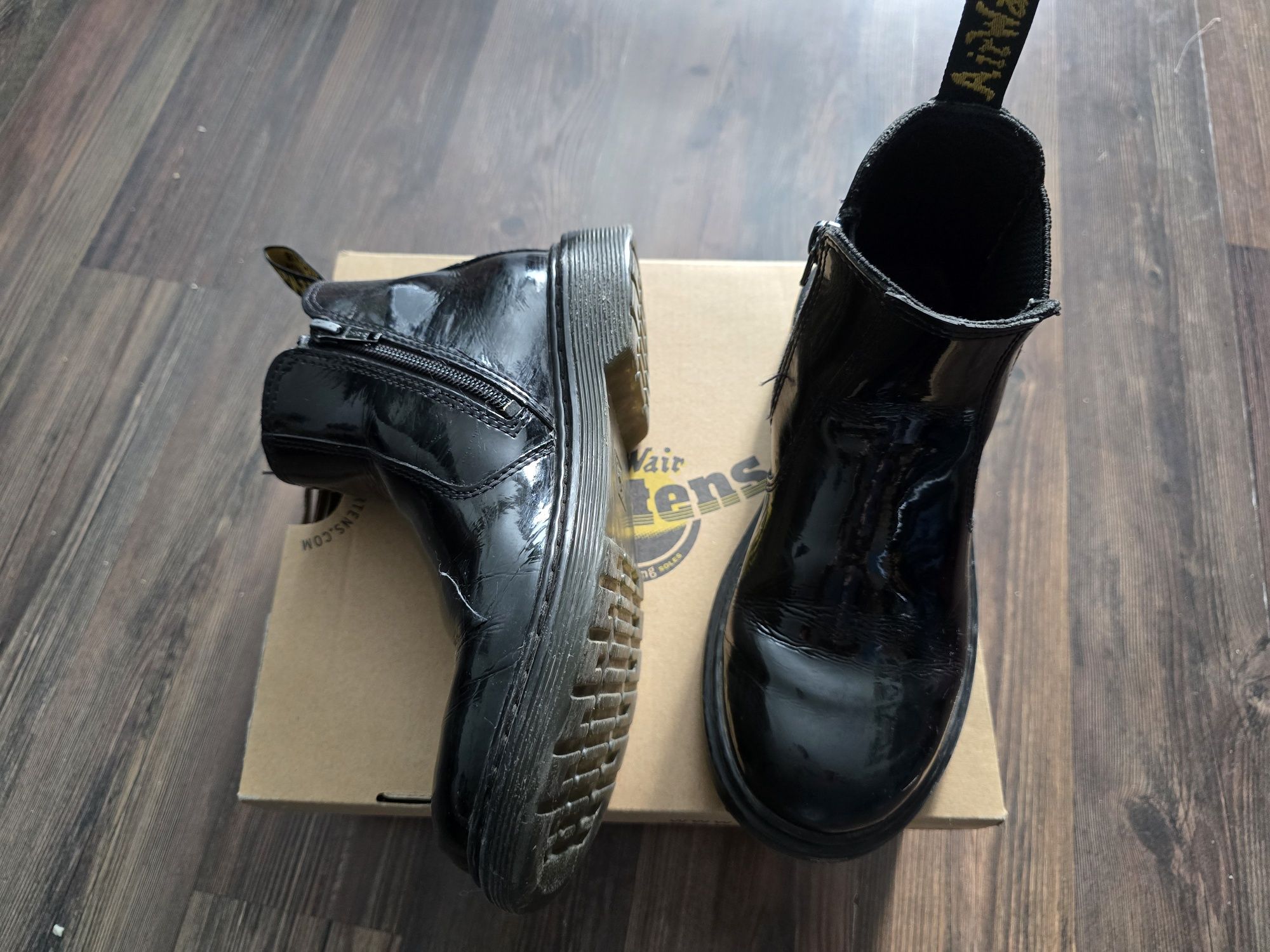 Детски боти Dr. Martens 2976 J