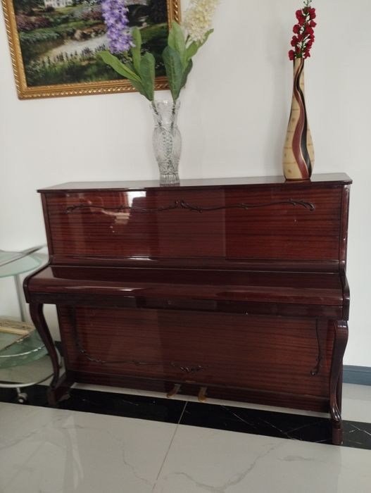 Продается пианино