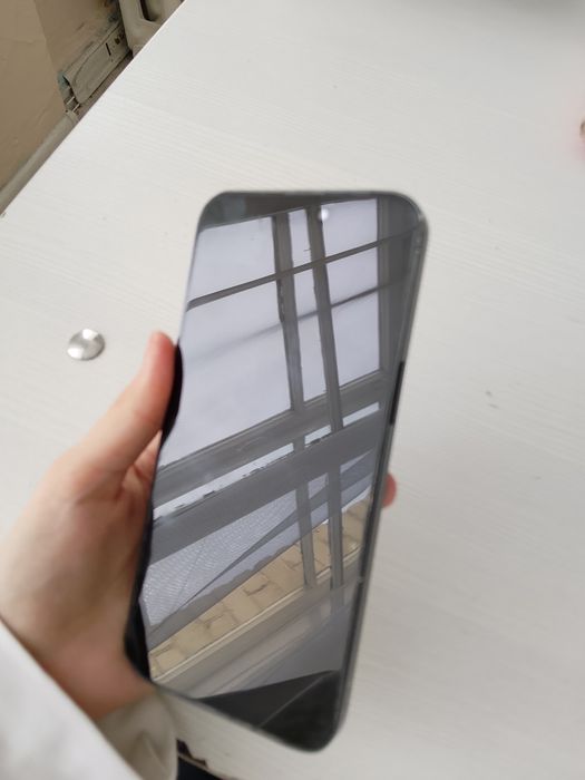 Продам Айфон 15 , есть торг