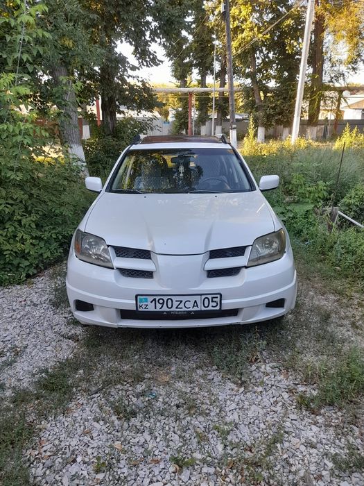 Митсубиси аутлендер 2004 г объем 2.4 в хорошем состоянии пробег 40 тыс