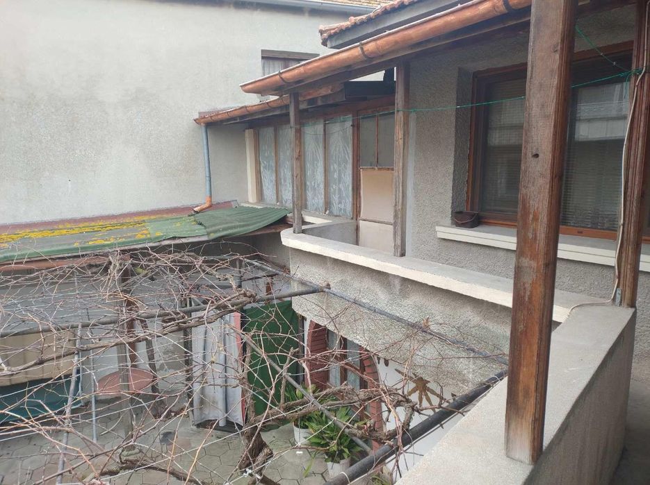 Лична оферта! Двуетажна Къща в гр. Поморие