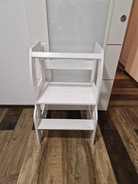 Помощна Монтесори кула