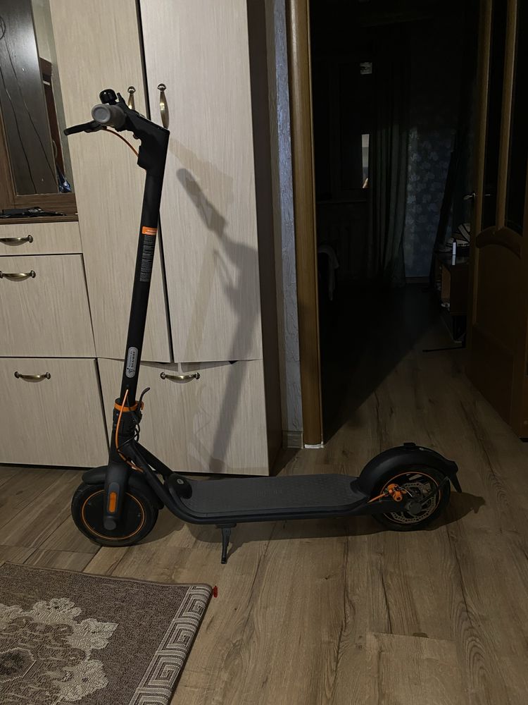 Электросамокат Ninebot KickScooter F40