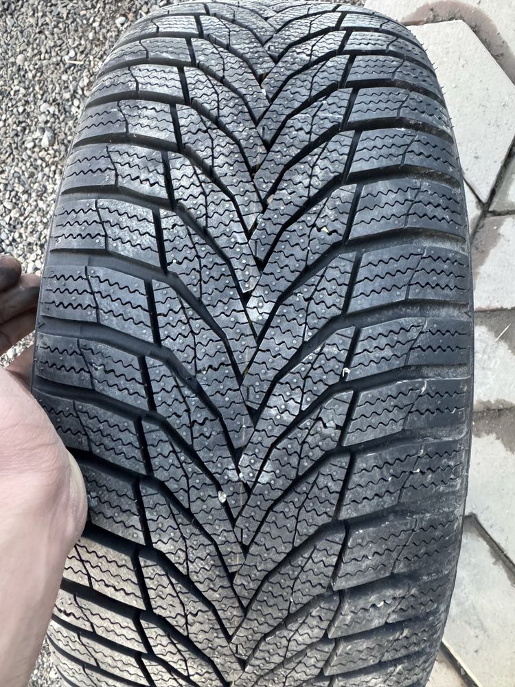 Диски р17 в хорошем состоянии 8шт,4 шины NEXEN 205/40/R17