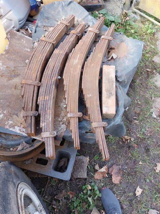 Vând set contra arcuri Iveco Daily