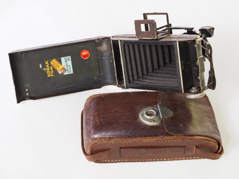 Продавам фотоапарат Kodak Junior 620 6x9