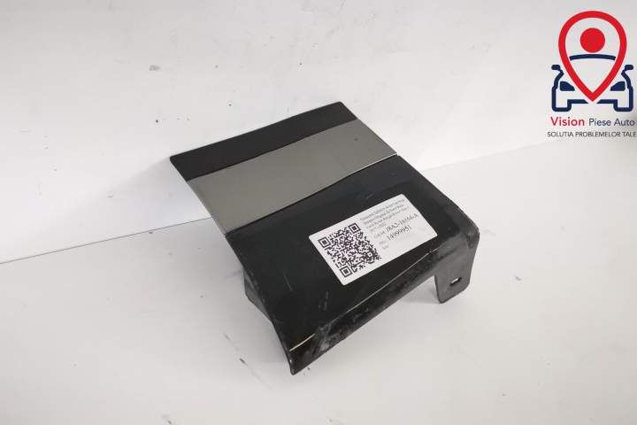 Долен орнамент на крило, капак, праг, дясна страна, оригинален, в добр