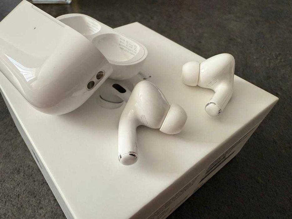 Apple AirPods Pro 2