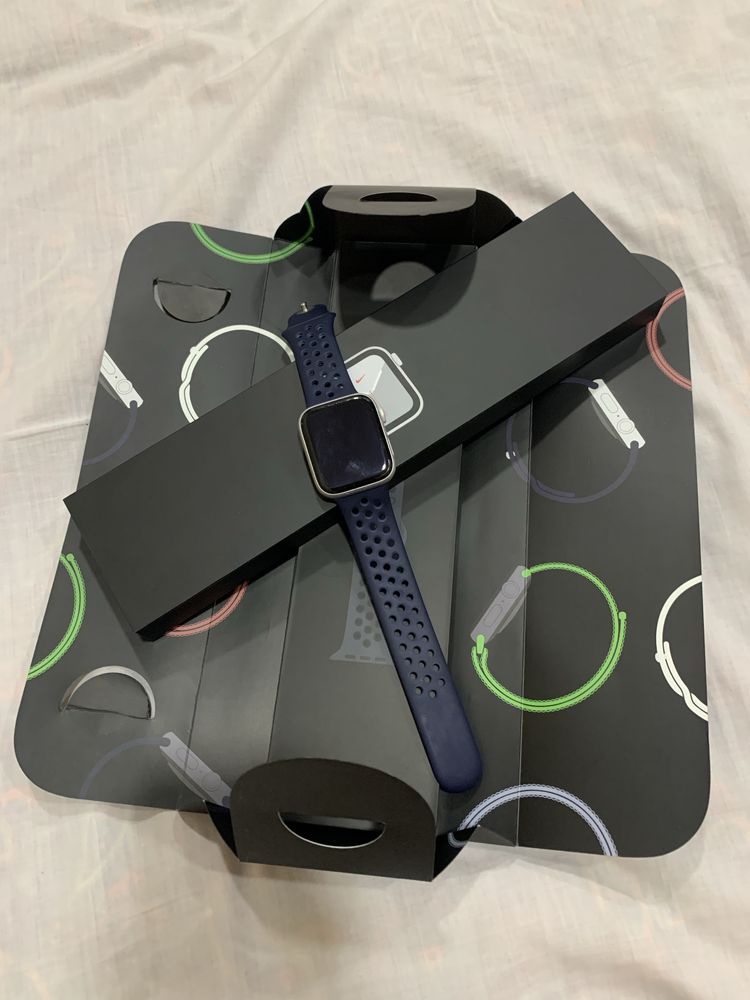 Apple watch 6/44 nike