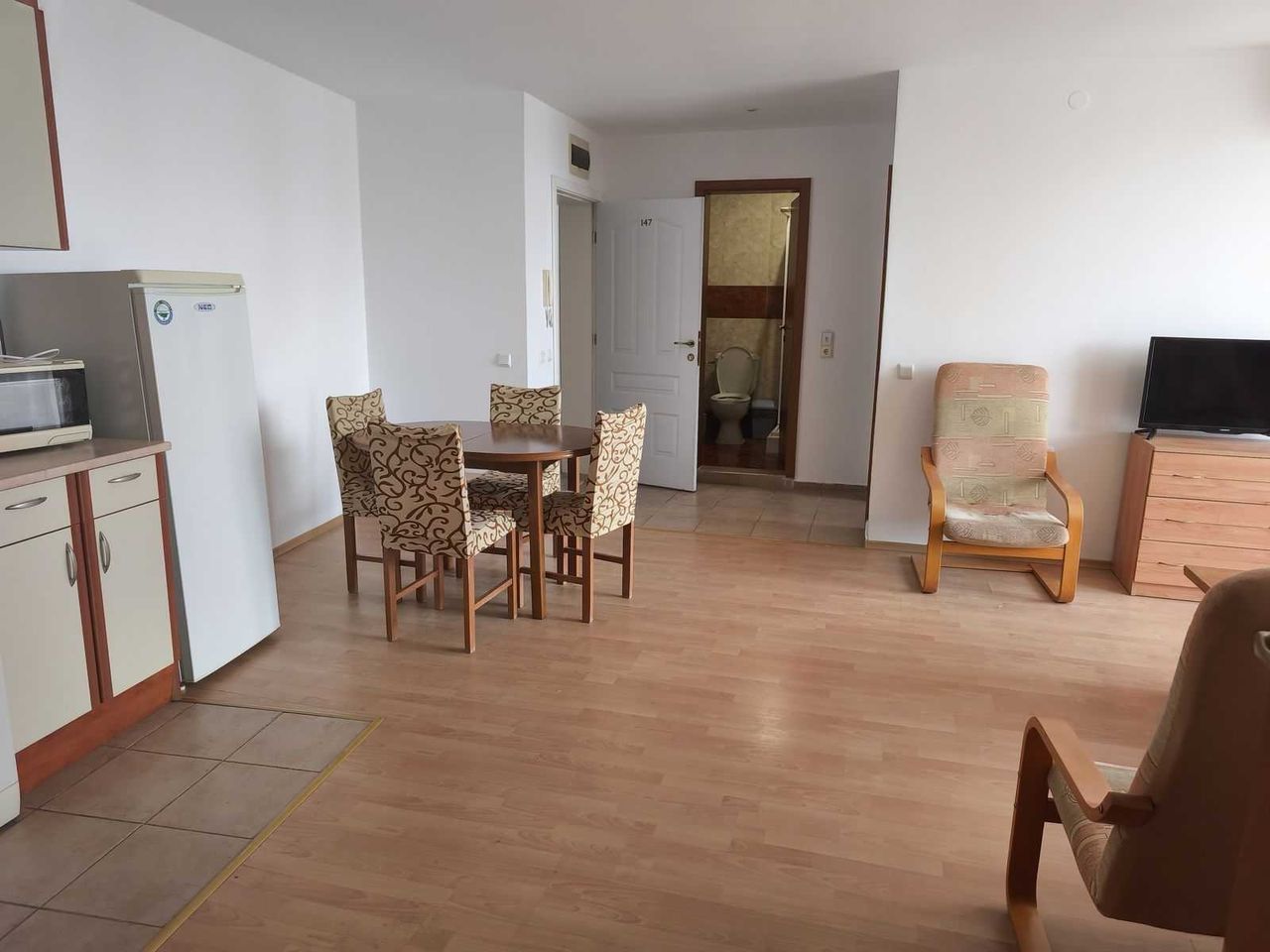 Продава се Тристаен апартамент в Свети Влас - 98 кв.м за 1215 €/кв.м - Снимка #2