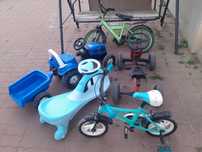 Biciclete, masinuta electrica, tractoras si cart pentru cop