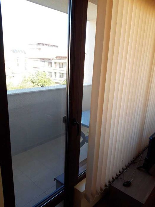 Дава се под наем Тристаен апартамент в Бургас, Изгрев - 78 кв.м за 250 € - Снимка #17