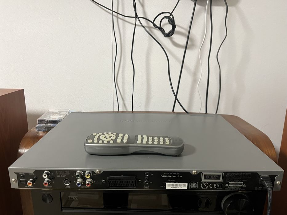 Harman kardon DVD-22 cu telecomanda originala