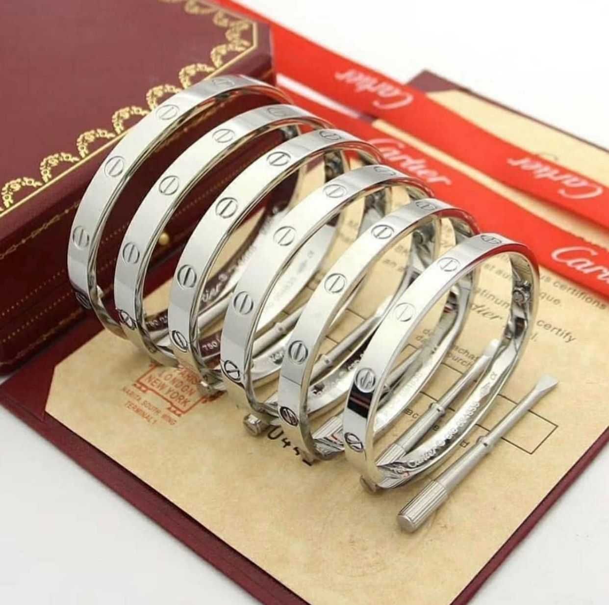 Brățară Cartier LOVE 19 White Gold 22K