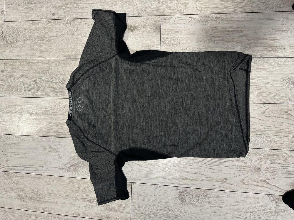 Under Armour тениска