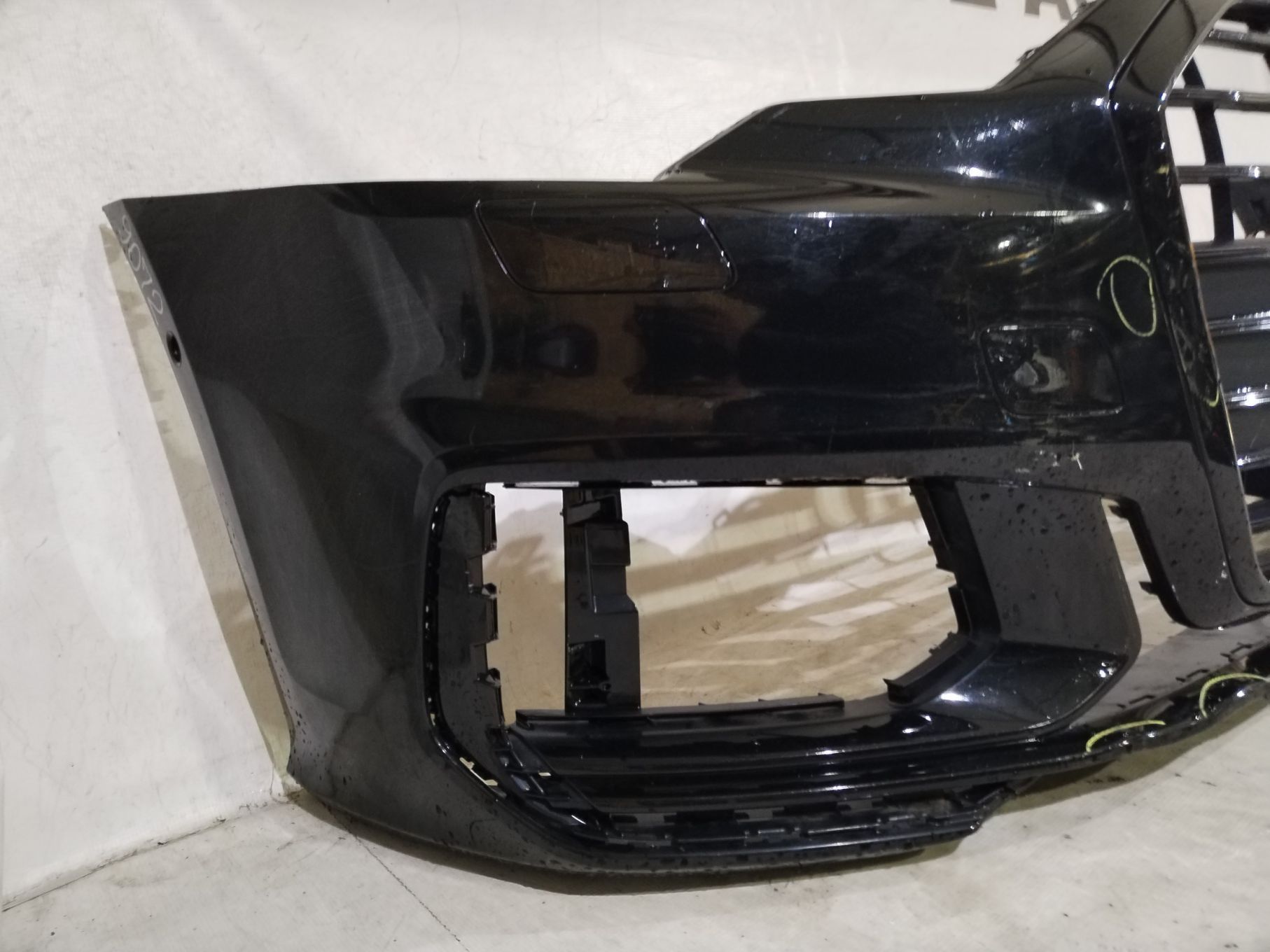 Bara fata Audi A6 C8, S-Line, 2018, 2019, 2020, 2021, 2022, 2023, 2024, cod origine OE 4K0807437C.