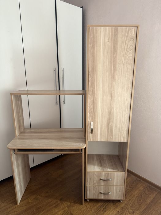 Компьтерный столик с отдельным шкафом