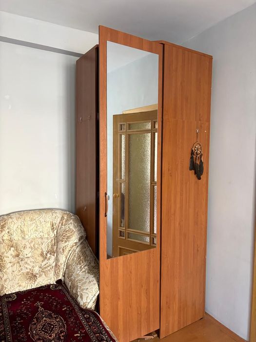 Продам угловой шкаф