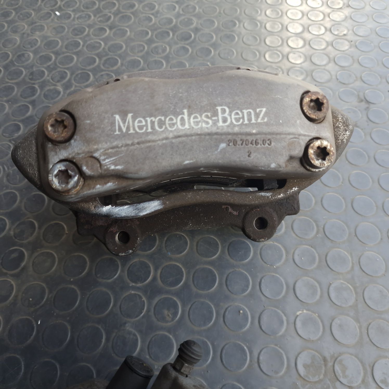 Комплект спирачни дискове и апарати за Mercedes SL(R230)