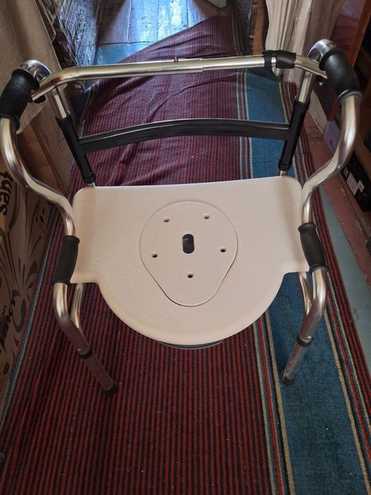 Сотилади инвалидная коляска ва горшок