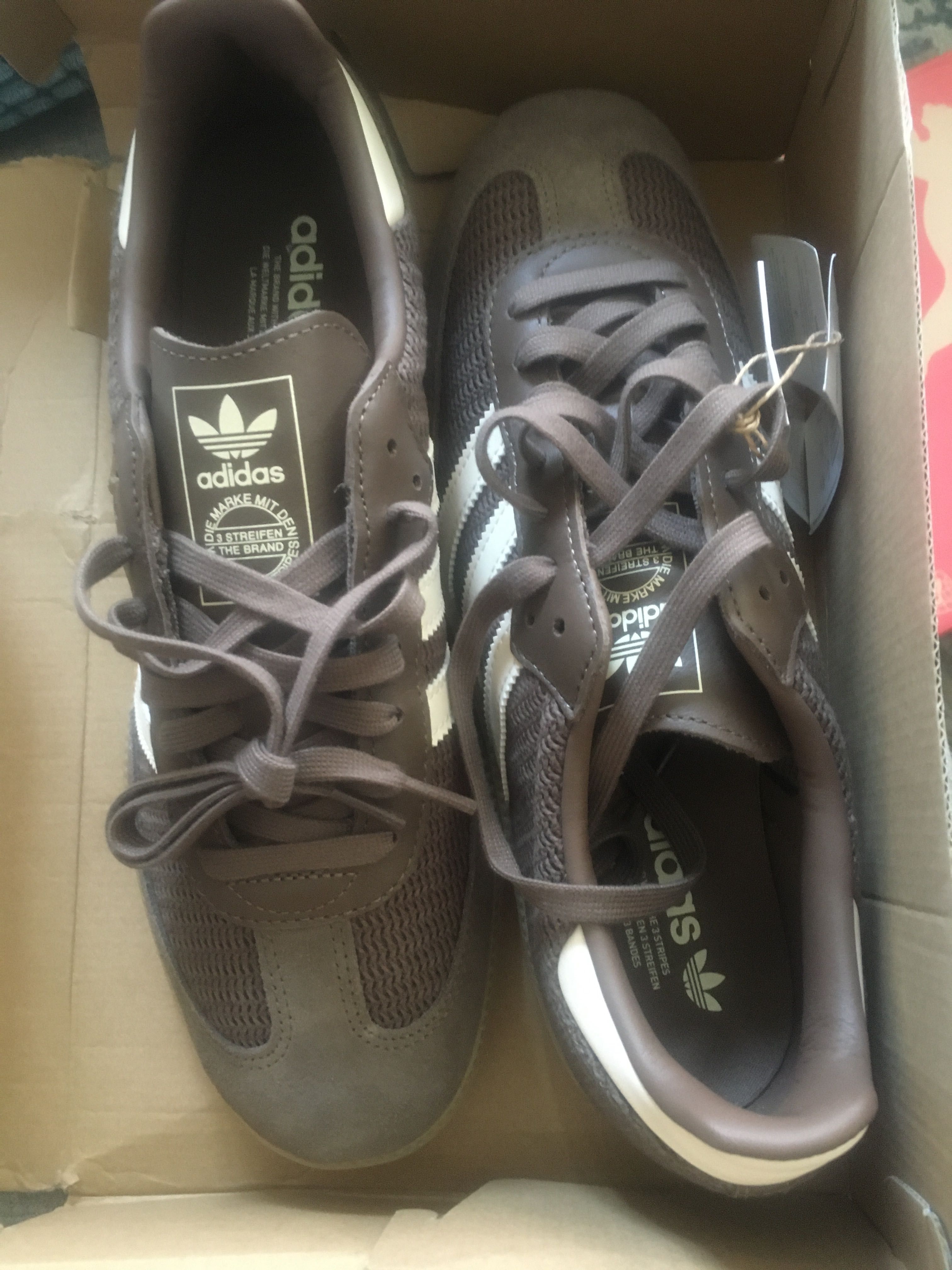 Продавам мъжки обувки Adidas Samba