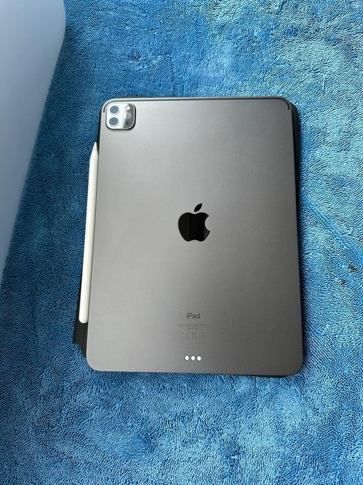 Vând iPad Pro 11” Gen 3