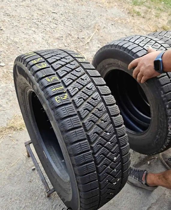 Anvelope iarna lassa wintus 2 215 65r16c