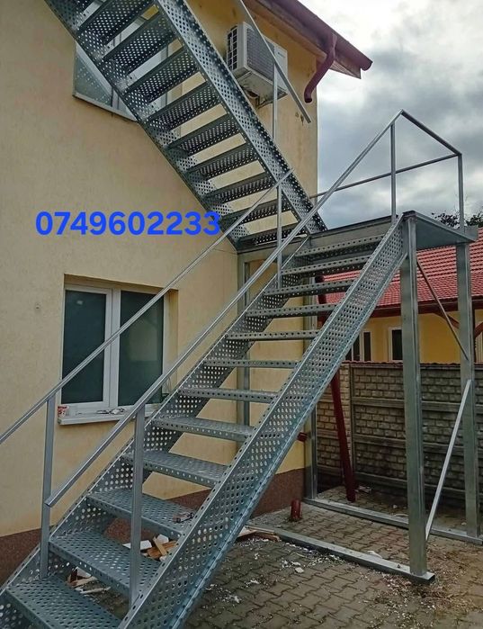 Vând scări zincate