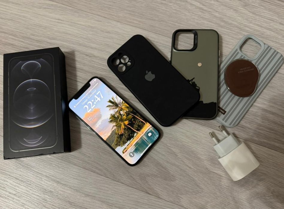 Iphone 12 pro в идеальном состоянии