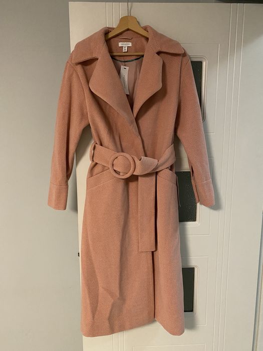 Palton - gros - roz - dungi - marime 36 - cu eticheta