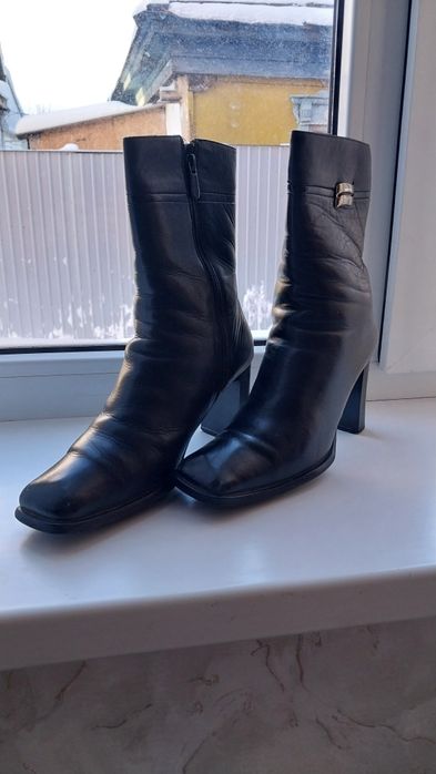 Продам женский сапог