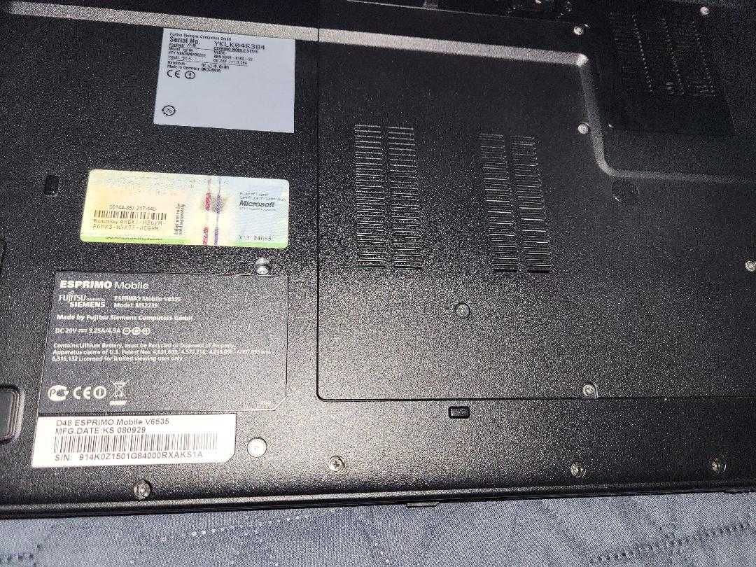 Laptop Fujitsu Siemens Esprimo 550 ron