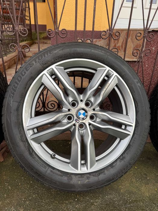 Jante/Roti BMW 570 M X1 F48, X2 F39 de iarna 225/50/18 Bridgestone LM