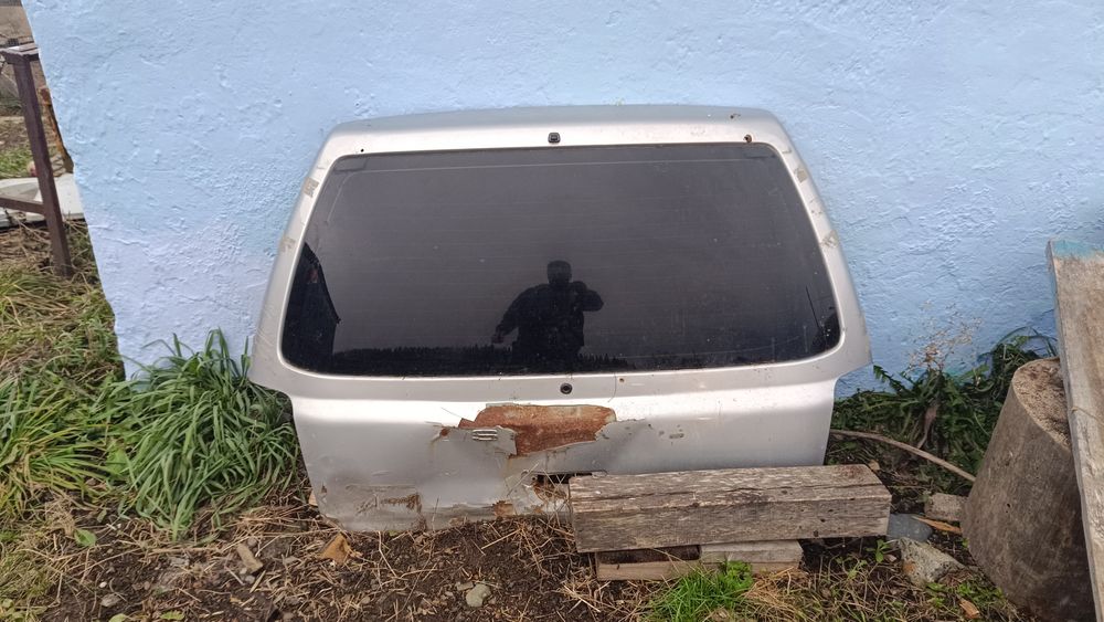 Крышка багажника форестер сф дорест, с целым стеклом