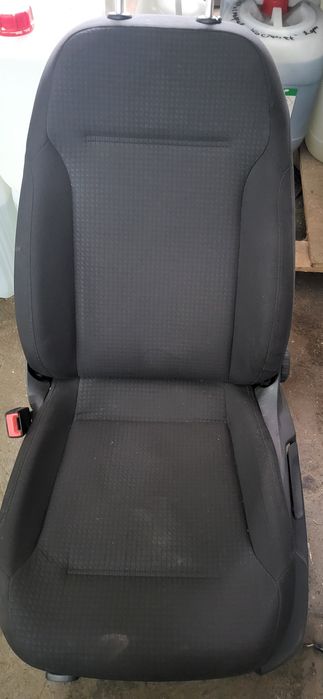 Продам комплект сидений фольксваген