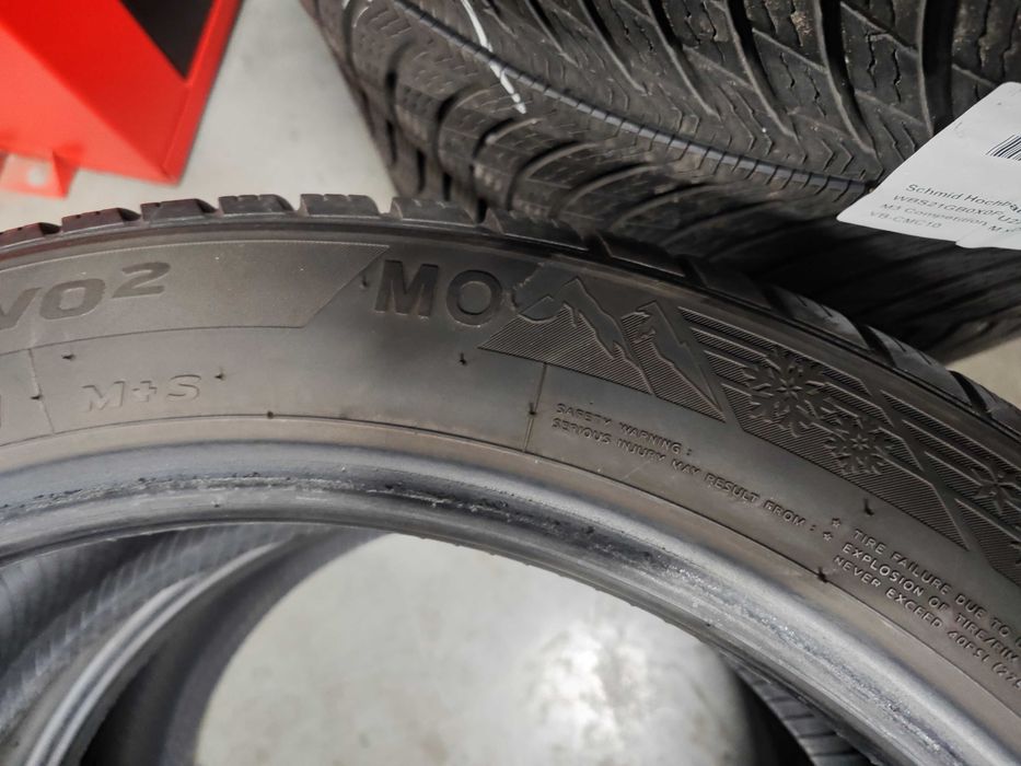 4бр.зимни гуми 225/45/18 Hankook