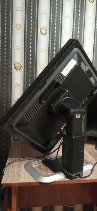 Употребяван Монитор HP 24"