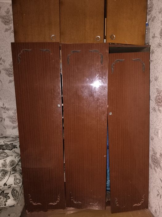 Шифоньер советский+шкафы