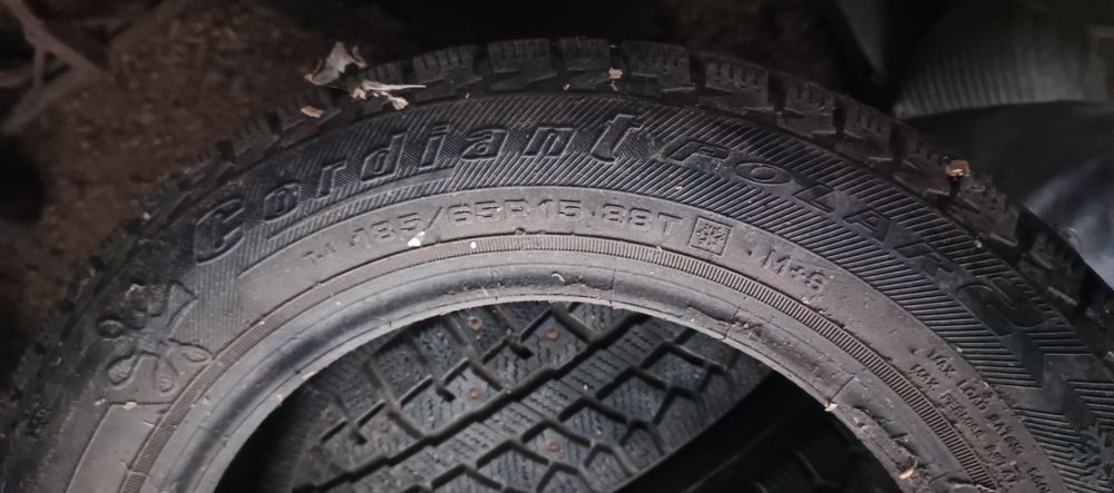 Продам зимние шины