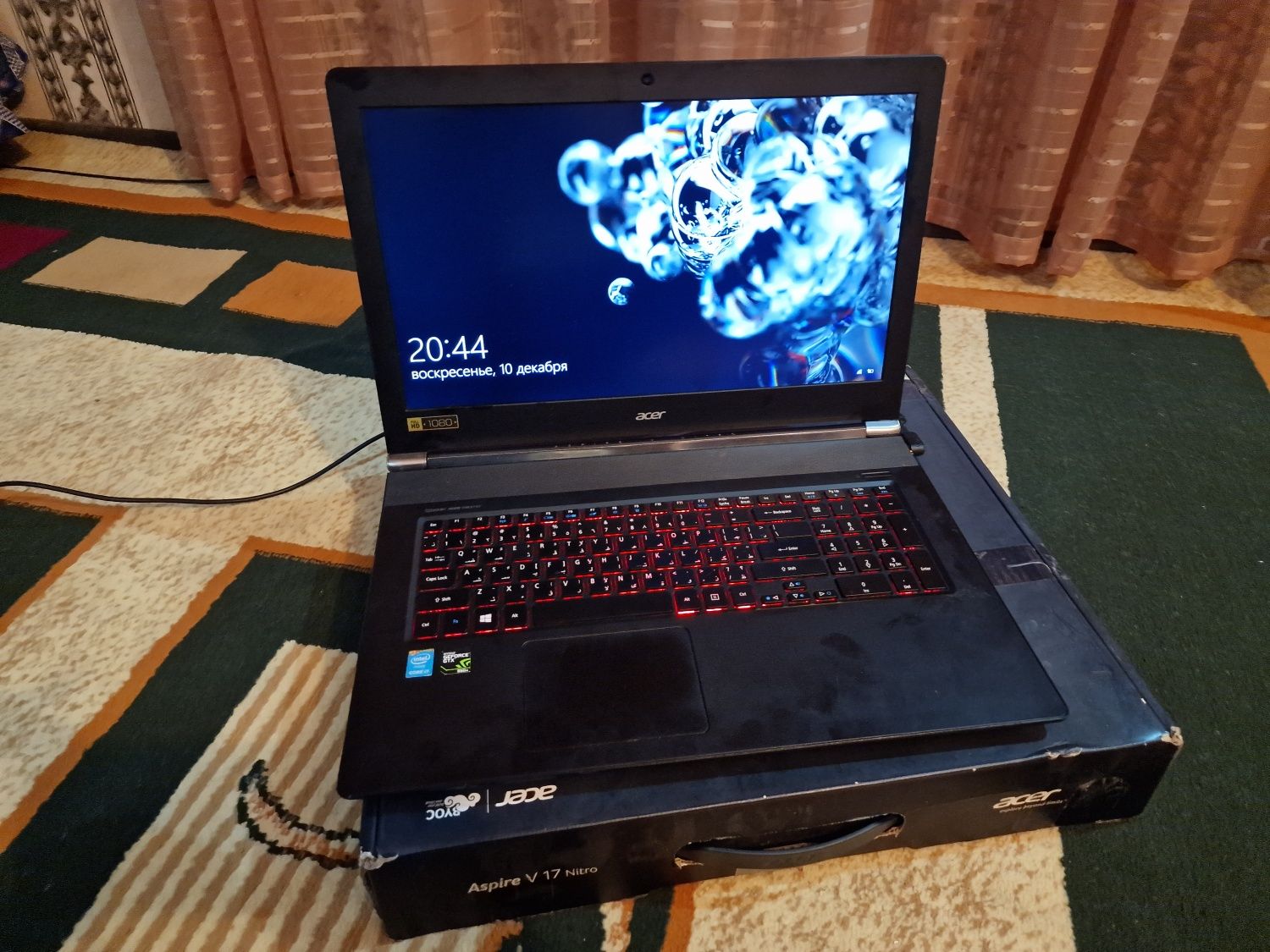 Acer V 17 Nitro Noutbuk Sotiladi MUDATLI TO'LOV ASSOIDA BERILADI