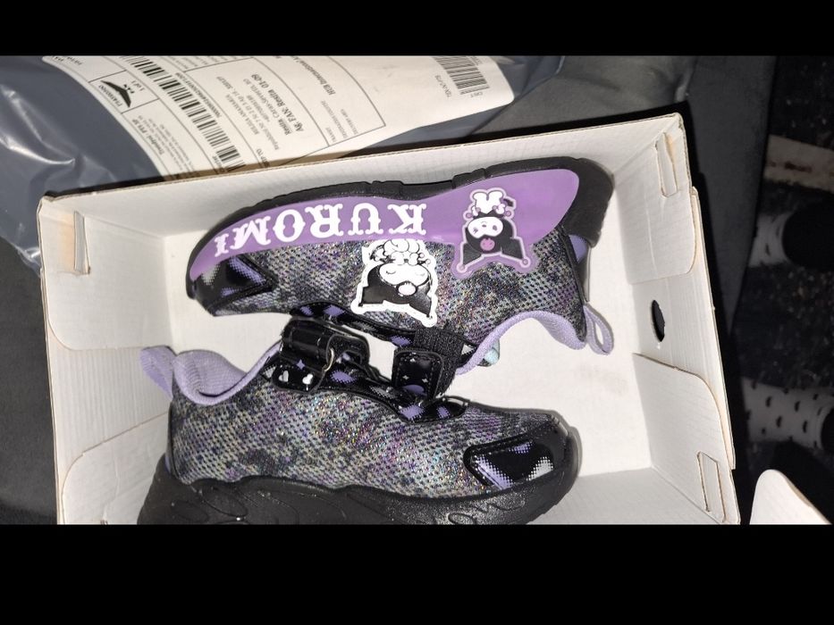 Adidași negru 28 Noi Kuromi!Au si lumini!