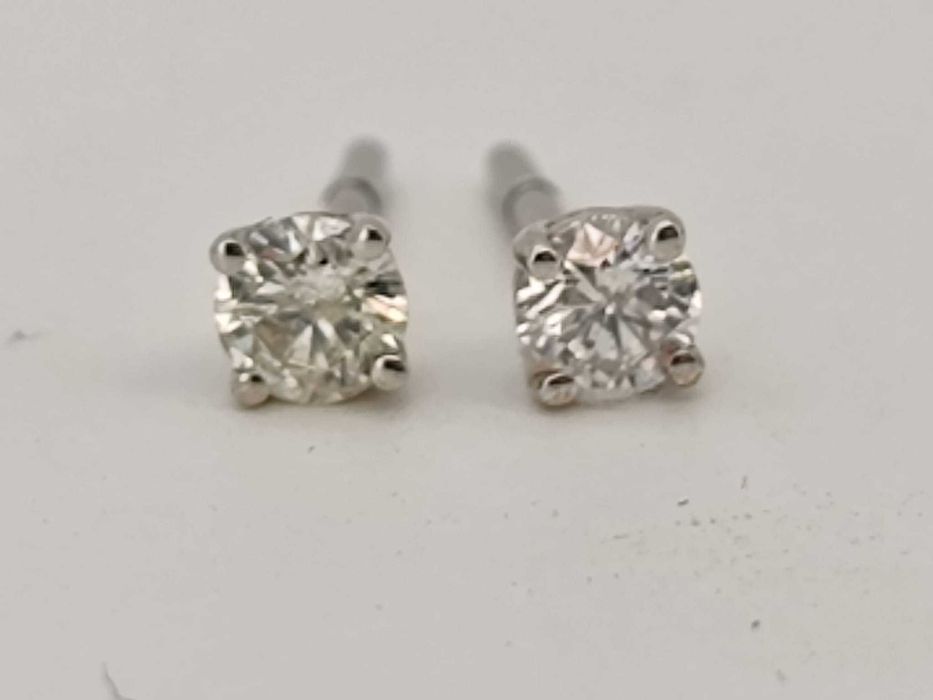 Cercei cu diamnte certificate de GIA 0,64ct