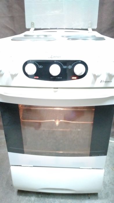 Продам эл.плиту Kaiser в отличном состоянии.