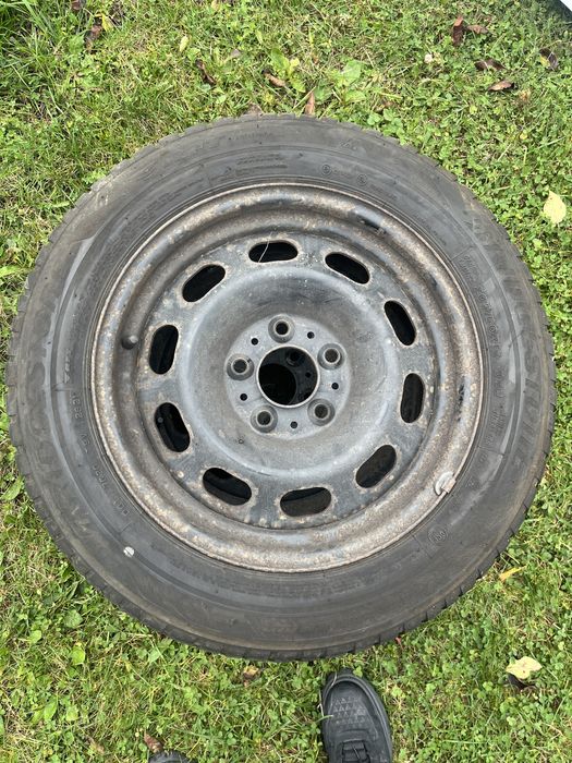 Cacucuri +jante tabla 205 60 r16 bridgestone runflat.