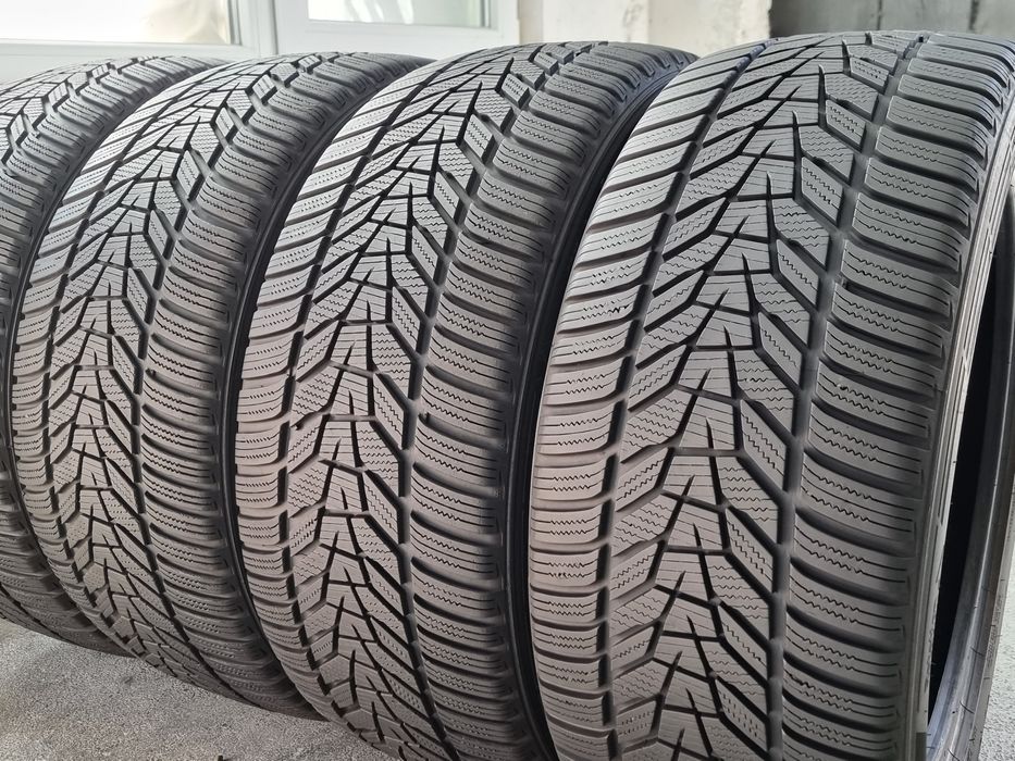 "Dot 22" 245/45/18 Hankook 4Броя: 600лв 7.5мм