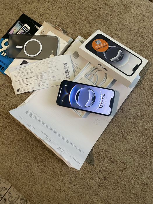 Vand  iphone 16 e  nou nouț