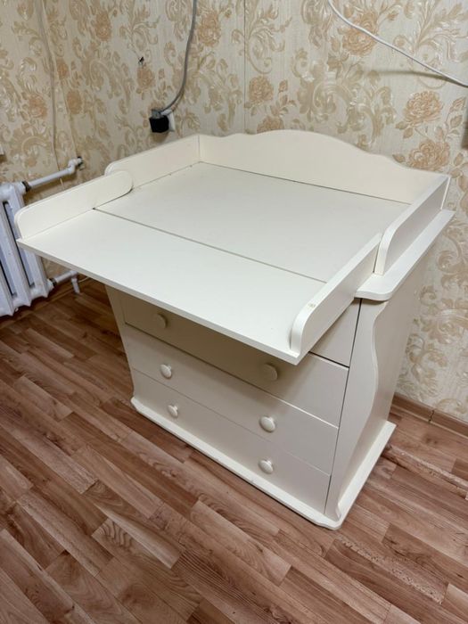 Комод/пеленальный столик б/у в хорошем состоянии