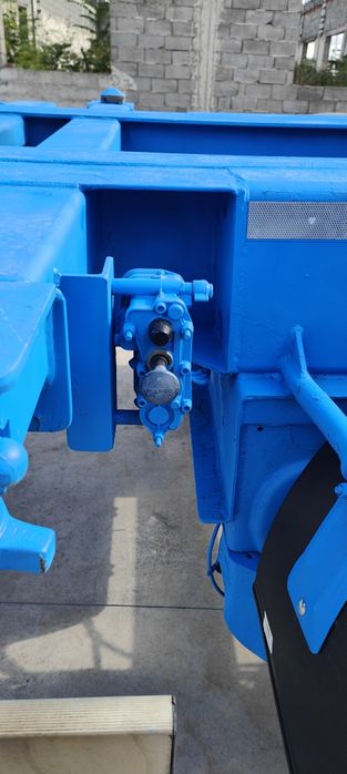 De vanzare Sasiu Containere Maritime Renders 2012 40 ft, 20ft , 2x20 f