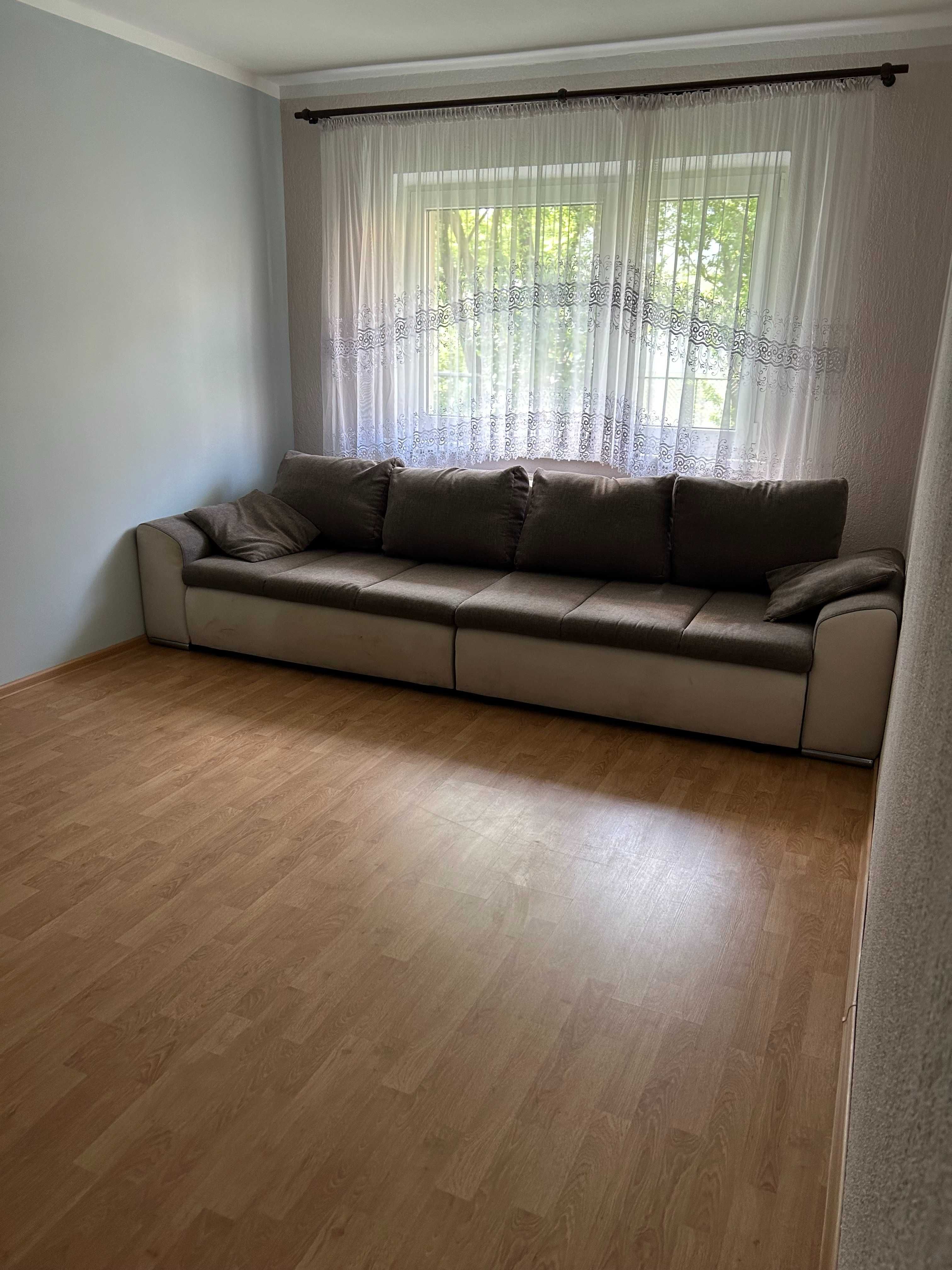 Proprietar  Vand sau Inchirez Apartament  3 camere   str.vasile aaron